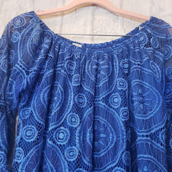 LILDY Full Lace On/Off-Shoulder Tunic Top - Picture 7 of 10